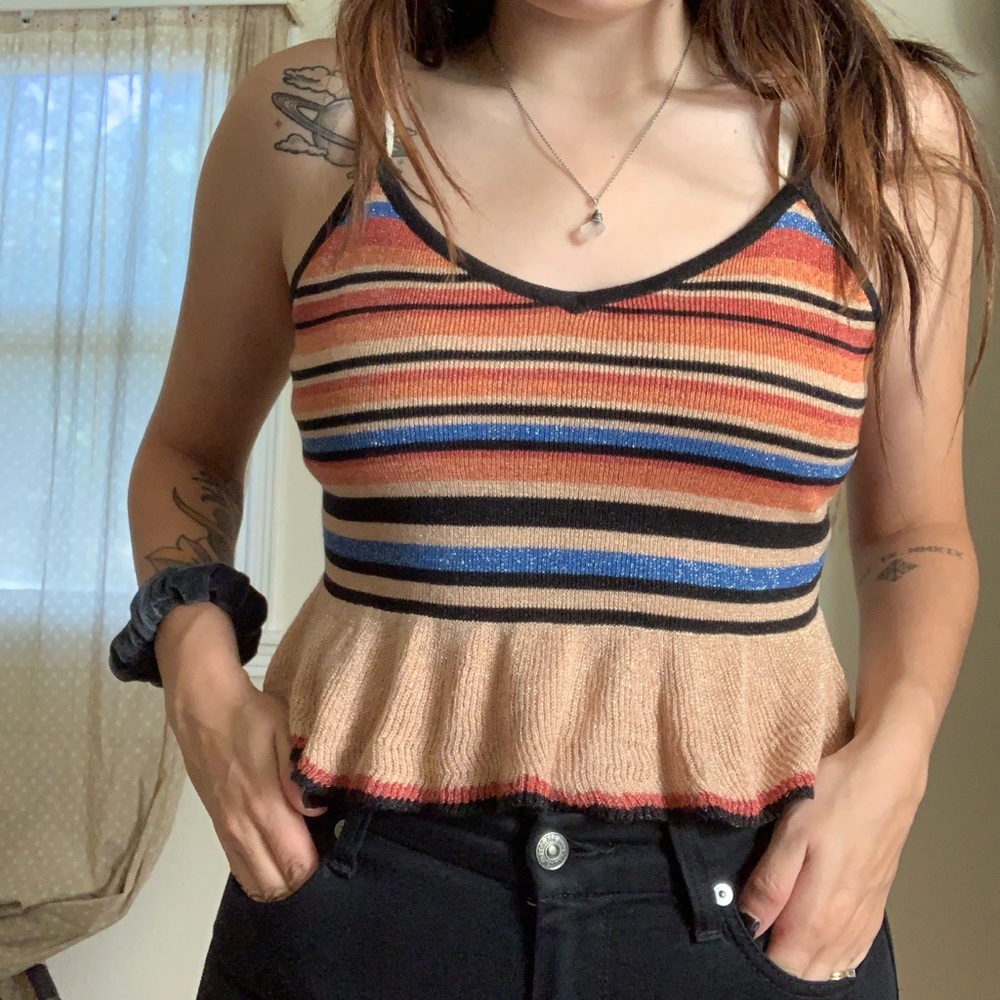 Cropped top - Picture 2 of 5